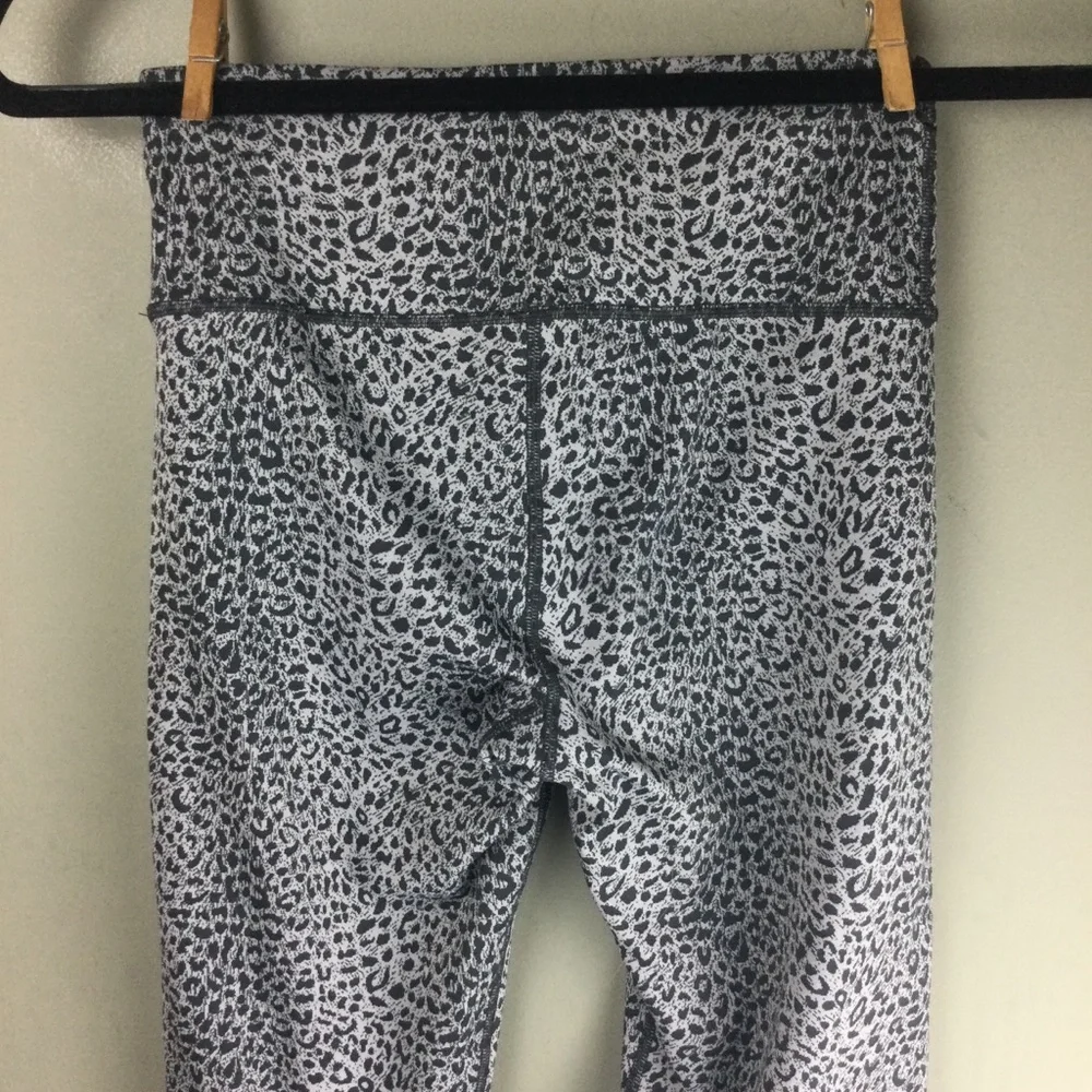 Sweaty Betty Flatter Me Leopard Print Jacquard Full Length Leggings Size XS